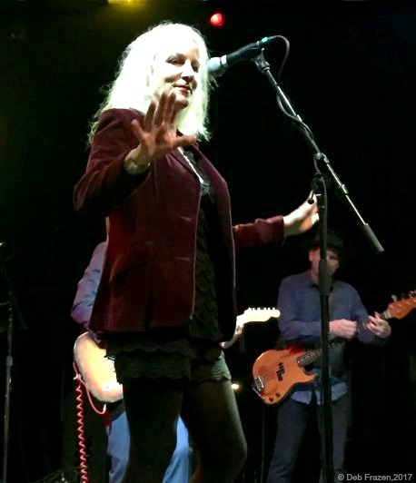 It’s a beautiful dream… Kendra returns to the stage with The Dream Syndicate, El Rey Theater, LA, 12/15/2017 – photo © Deb Frazen